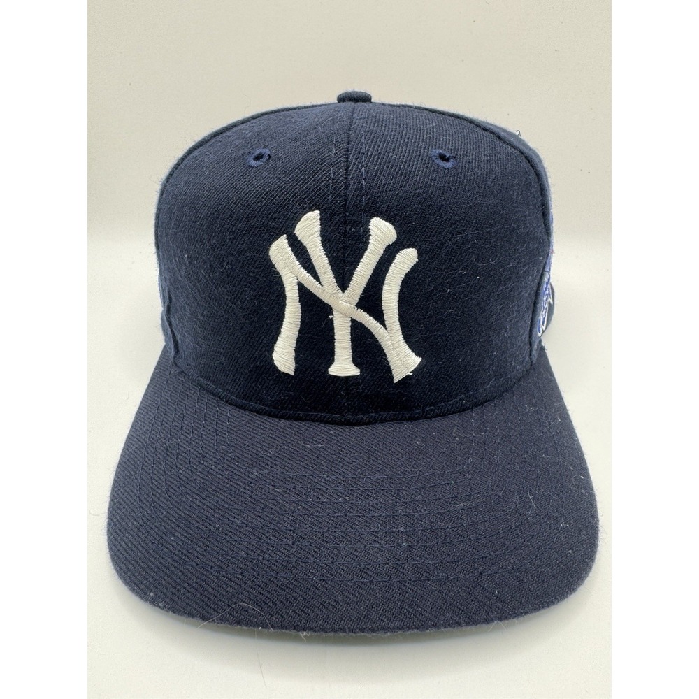 VTG New York Yankees World Series Champions Annco Snapback Hat Navy MLB
